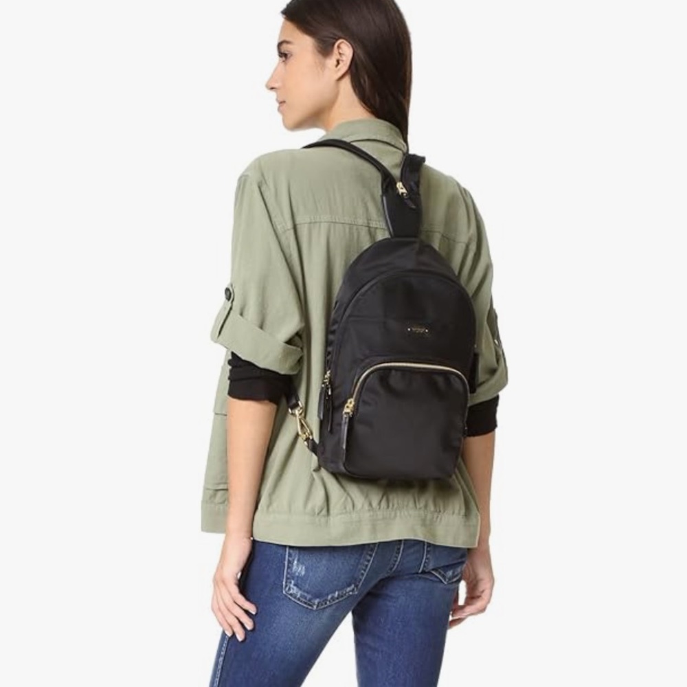 TUMI Voyageur Black Nylon Convertible Sling & Backpack bag “Nadia style”